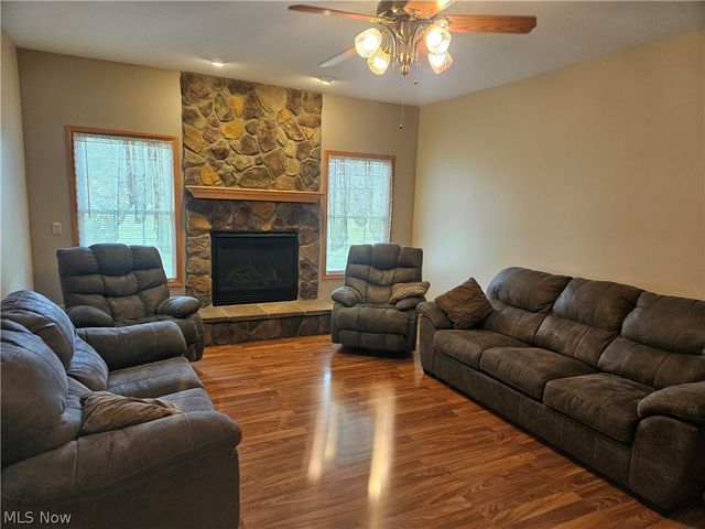 9046 Crouse-Willison Road, Johnstown, OH 43031