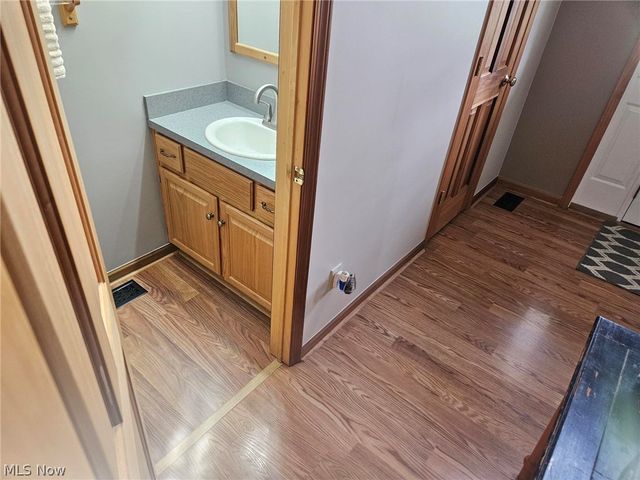 9046 Crouse-Willison Road, Johnstown, OH 43031