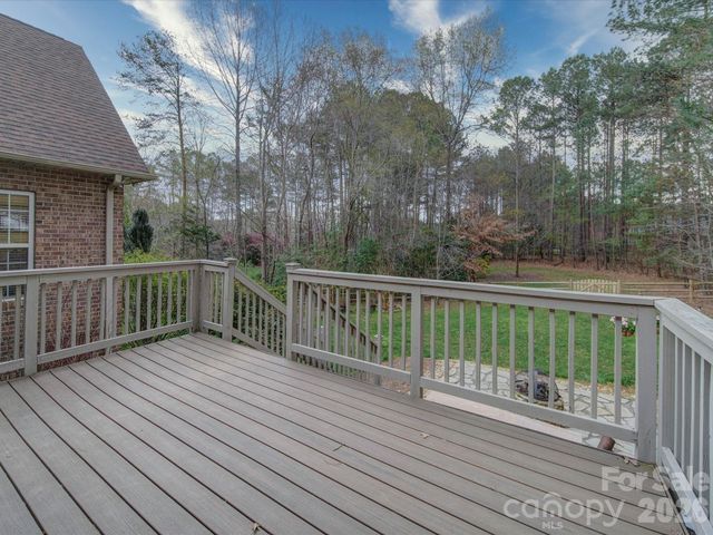 7184 Seagrass Circle, Denver, NC 28037