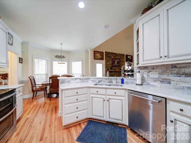7184 Seagrass Circle, Denver, NC 28037