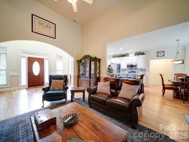 7184 Seagrass Circle, Denver, NC 28037