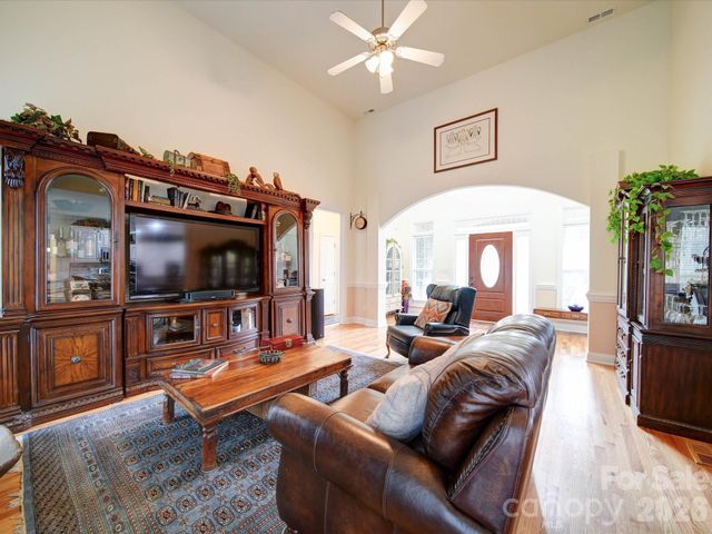 7184 Seagrass Circle, Denver, NC 28037