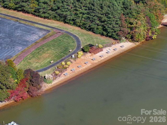 7184 Seagrass Circle, Denver, NC 28037