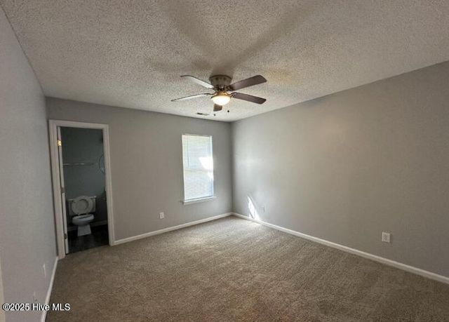 205 Live Oak Court, Midway Park, NC 28544