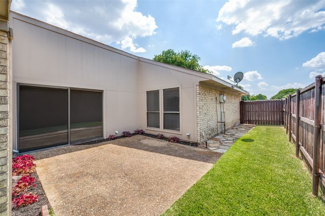2005 Stain Glass Drive, Plano, TX 75075