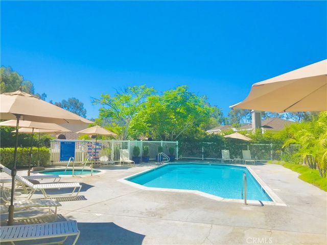 208 Santa Rosa Court 208, Laguna Beach, CA 92651