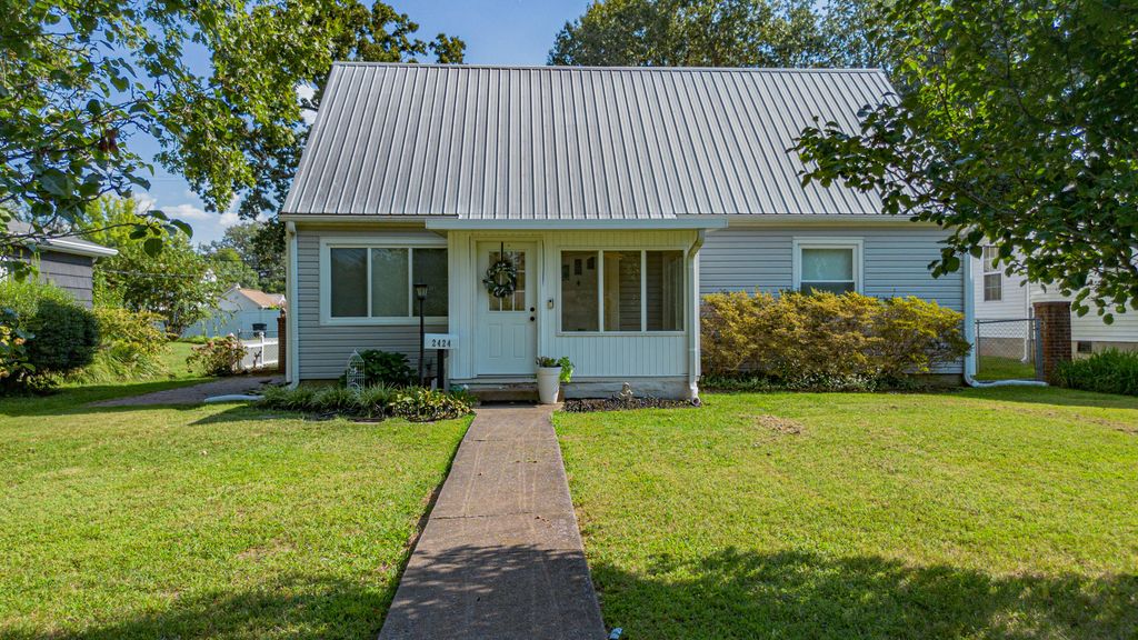 2424 Madison Street, Paducah, KY 42001