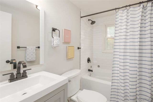 2906 Janet Ln, Powhatan, VA 23139