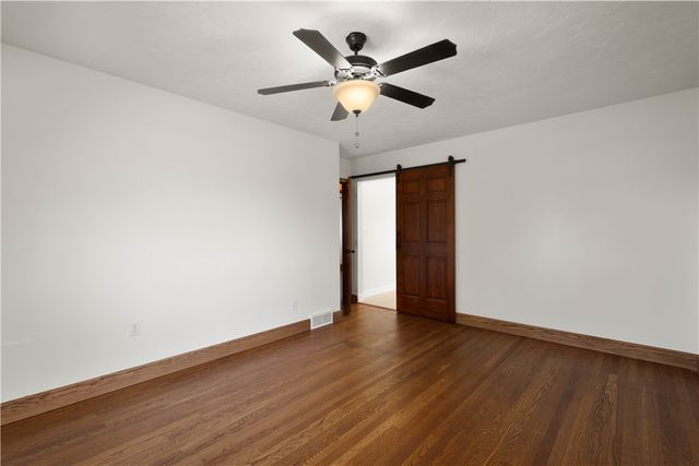 330 Center Grange Rd, Center Twp, PA 15061