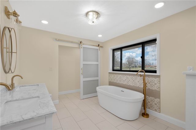 330 Center Grange Rd, Center Twp, PA 15061