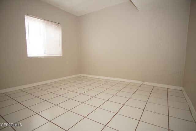 422 VAL VERDE Street, El Paso, TX 79905