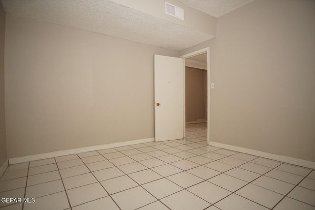 422 VAL VERDE Street, El Paso, TX 79905