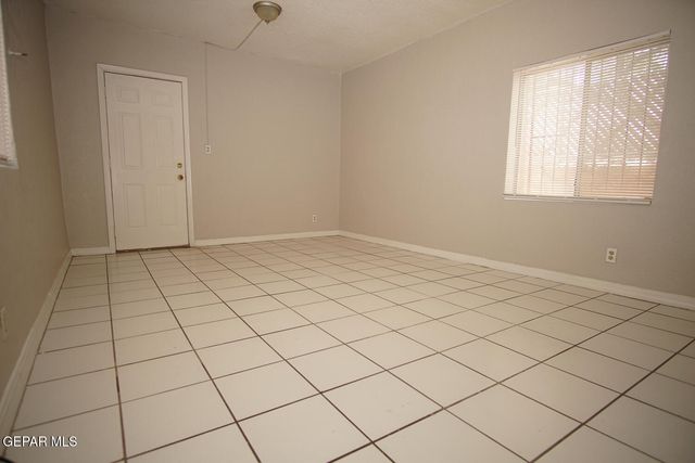 422 VAL VERDE Street, El Paso, TX 79905