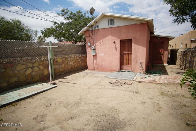 422 VAL VERDE Street, El Paso, TX 79905