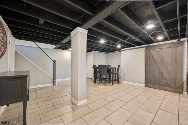 23 Huyler Rd, Branchburg Twp., NJ 08876