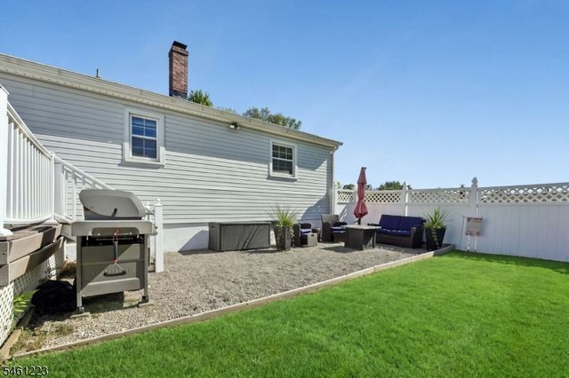 23 Huyler Rd, Branchburg Twp., NJ 08876