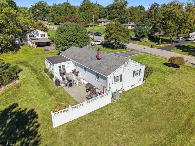 23 Huyler Rd, Branchburg Twp., NJ 08876