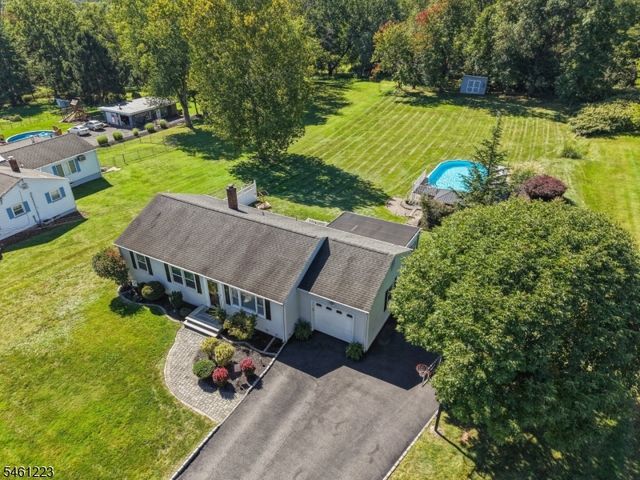 23 Huyler Rd, Branchburg Twp., NJ 08876