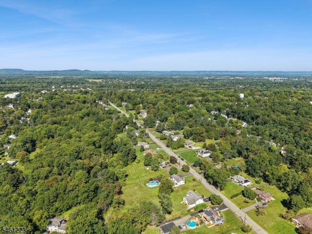 23 Huyler Rd, Branchburg Twp., NJ 08876