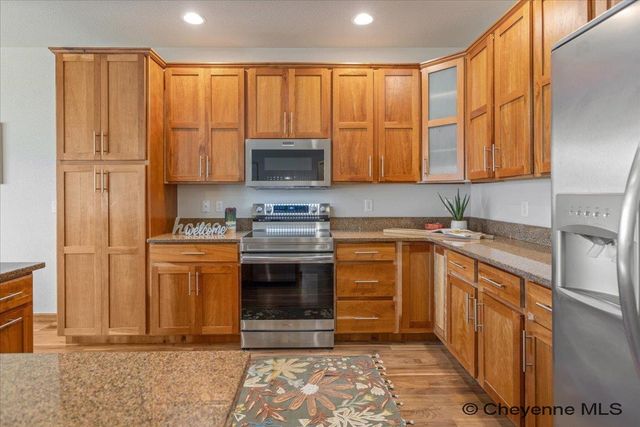 1126 WHITE WATER CT, Cheyenne, WY 82009