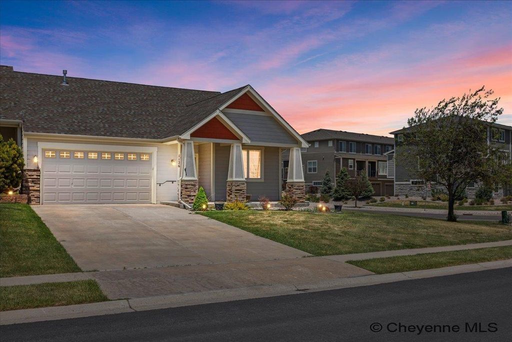 1126 WHITE WATER CT, Cheyenne, WY 82009