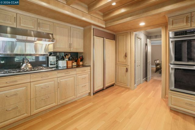 738 Mandarin Ln, Walnut Creek, CA 94598