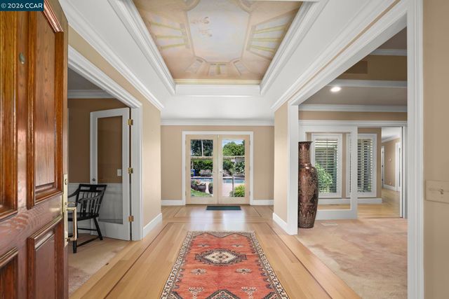 738 Mandarin Ln, Walnut Creek, CA 94598