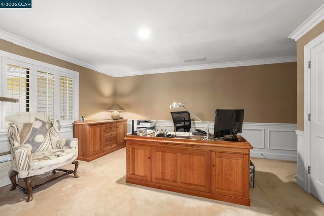 738 Mandarin Ln, Walnut Creek, CA 94598