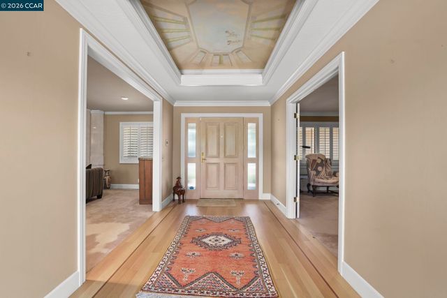 738 Mandarin Ln, Walnut Creek, CA 94598