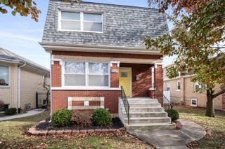 2719 N 74th Court, Elmwood Park, IL 60707