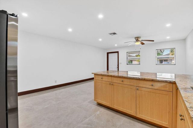 2932 Saginaw Avenue, West Palm Beach, FL 33409