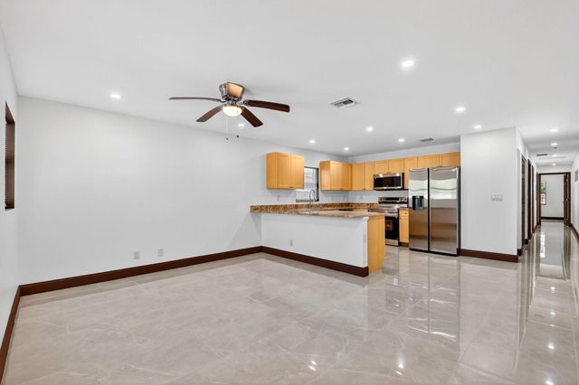 2932 Saginaw Avenue, West Palm Beach, FL 33409