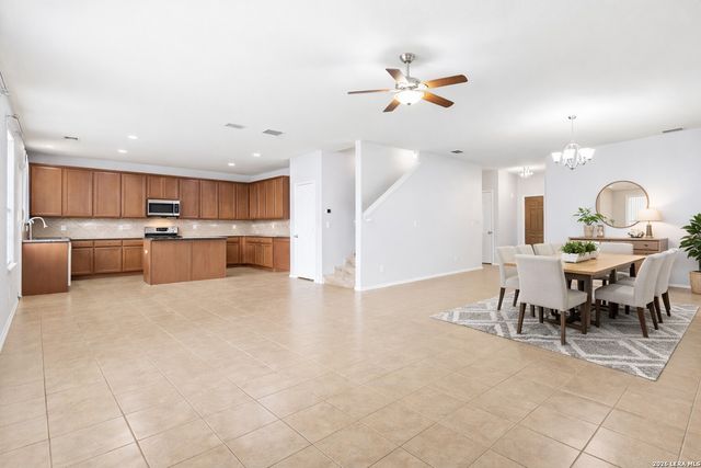 1514 Desert Candle, San Antonio, TX 78245