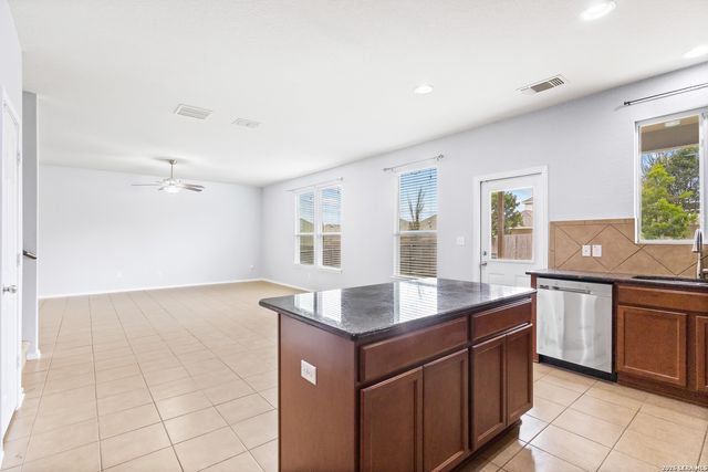 1514 Desert Candle, San Antonio, TX 78245