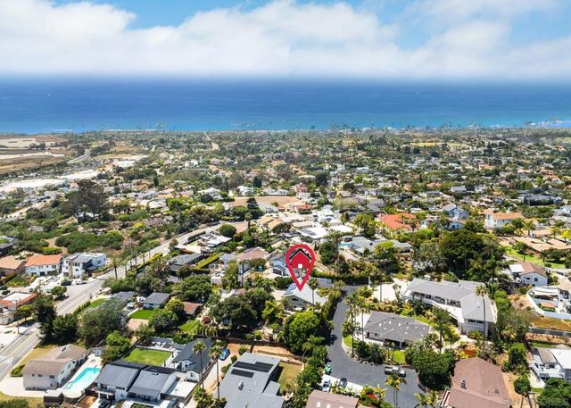 1858 Laurel Rd, Oceanside, CA 92054