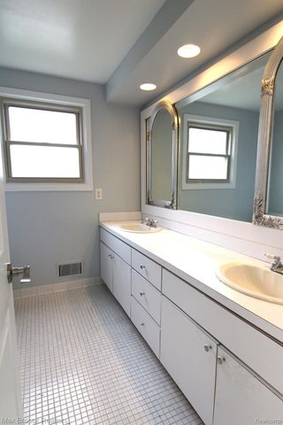 6895 INDIAN CREEK Drive, West Bloomfield Charter Township, MI 48322