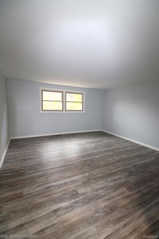 6895 INDIAN CREEK Drive, West Bloomfield Charter Township, MI 48322