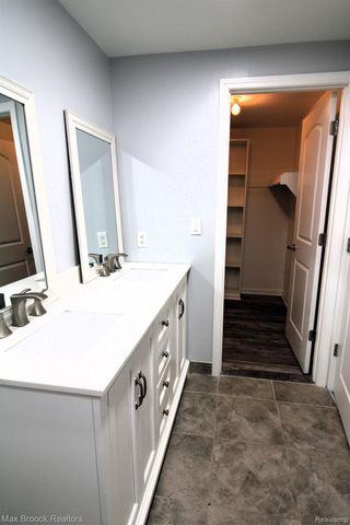 6895 INDIAN CREEK Drive, West Bloomfield Charter Township, MI 48322