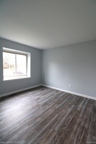 6895 INDIAN CREEK Drive, West Bloomfield Charter Township, MI 48322