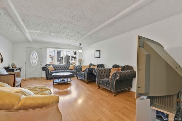 10762 106th Street, Ozone Park, NY 11417