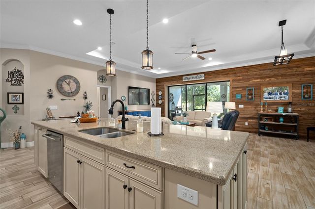2705 STARGRASS CIRCLE, Clermont, FL 34715