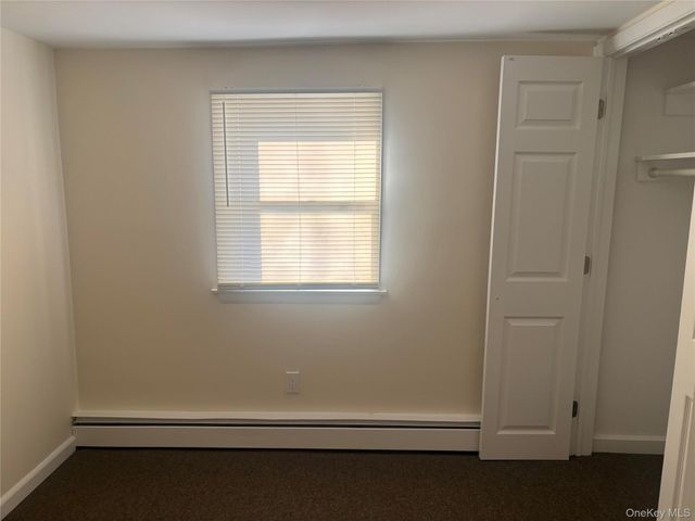 215 Lakewood Street E, Patchogue, NY 11772