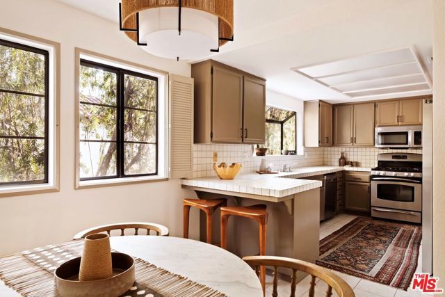 514 Garfield Avenue B, South Pasadena, CA 91030