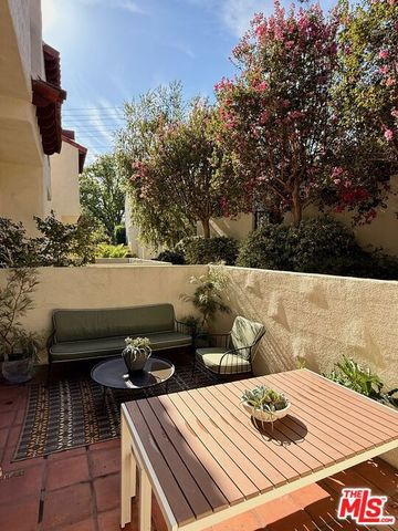 514 Garfield Avenue B, South Pasadena, CA 91030