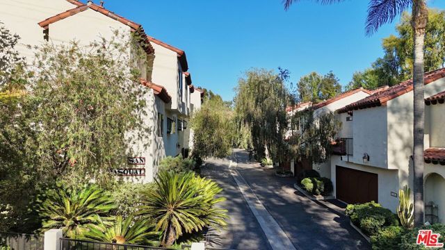 514 Garfield Avenue B, South Pasadena, CA 91030