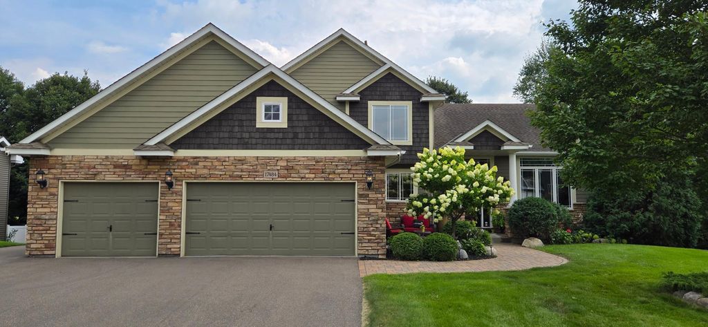 17484 Goodland Path, Lakeville, MN 55044