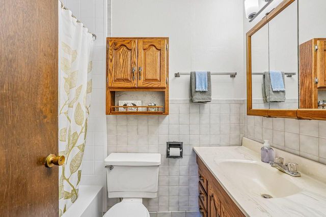 11830 Florist AVENUE, Milwaukee, WI 53225