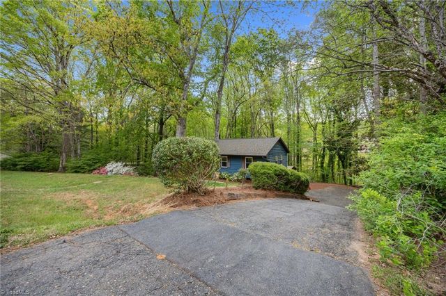 2869 Millwheel Road, Pfafftown, NC 27040