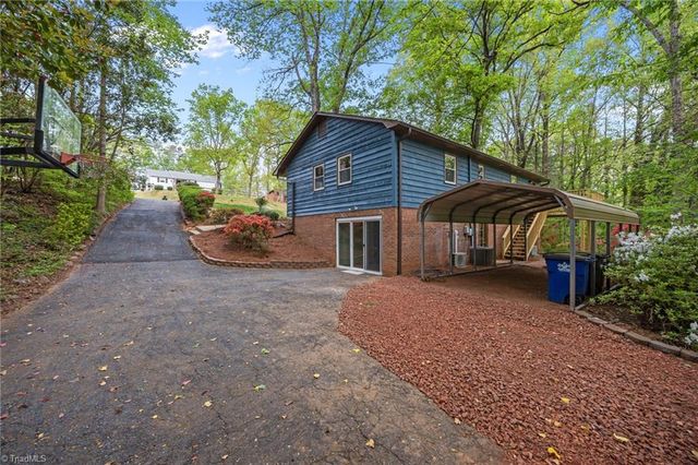 2869 Millwheel Road, Pfafftown, NC 27040