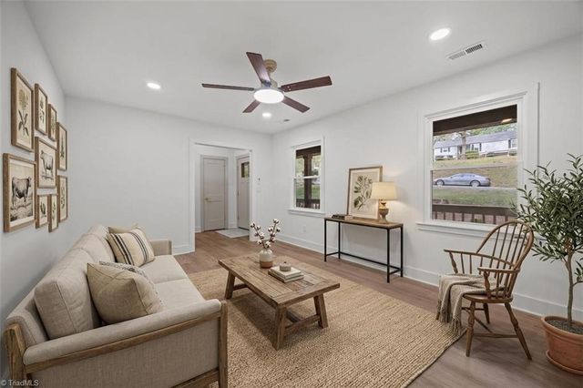 2869 Millwheel Road, Pfafftown, NC 27040